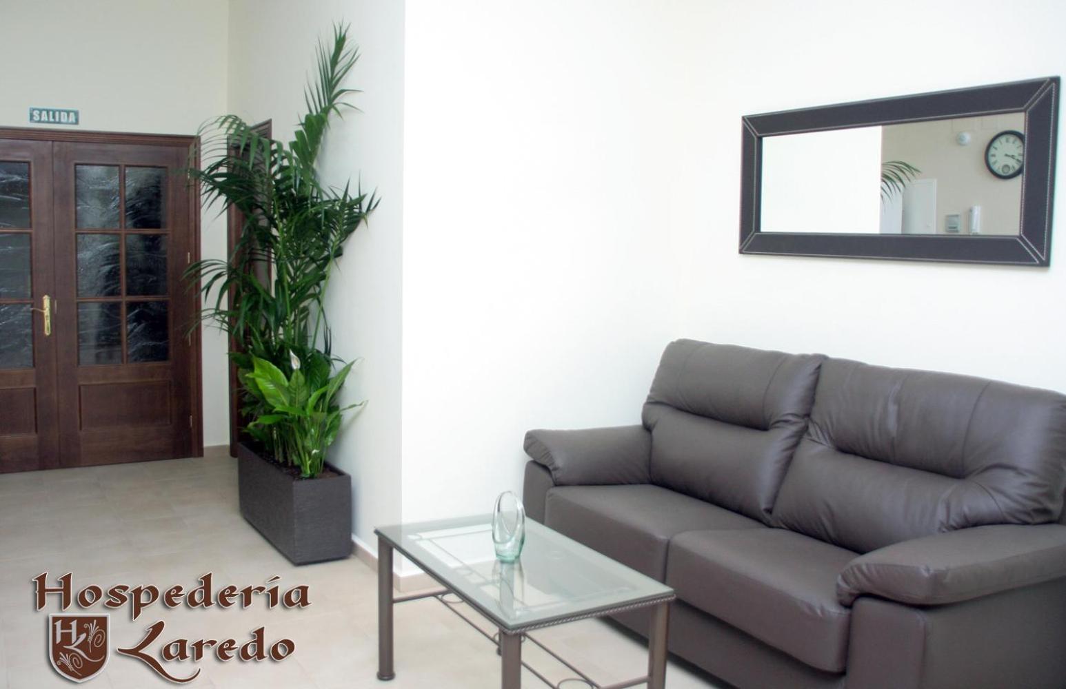Hotel Hospederia Laredo La Carlota Exterior foto
