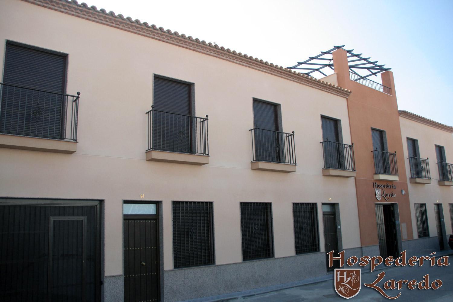 Hotel Hospederia Laredo La Carlota Exterior foto